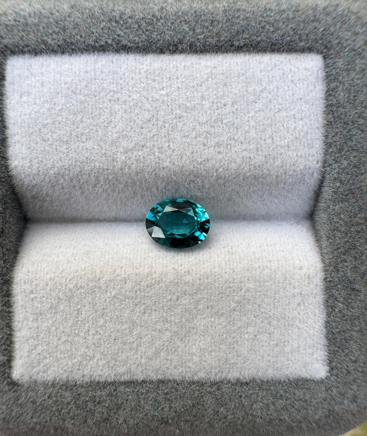 Tourmaline oval 0,66ct