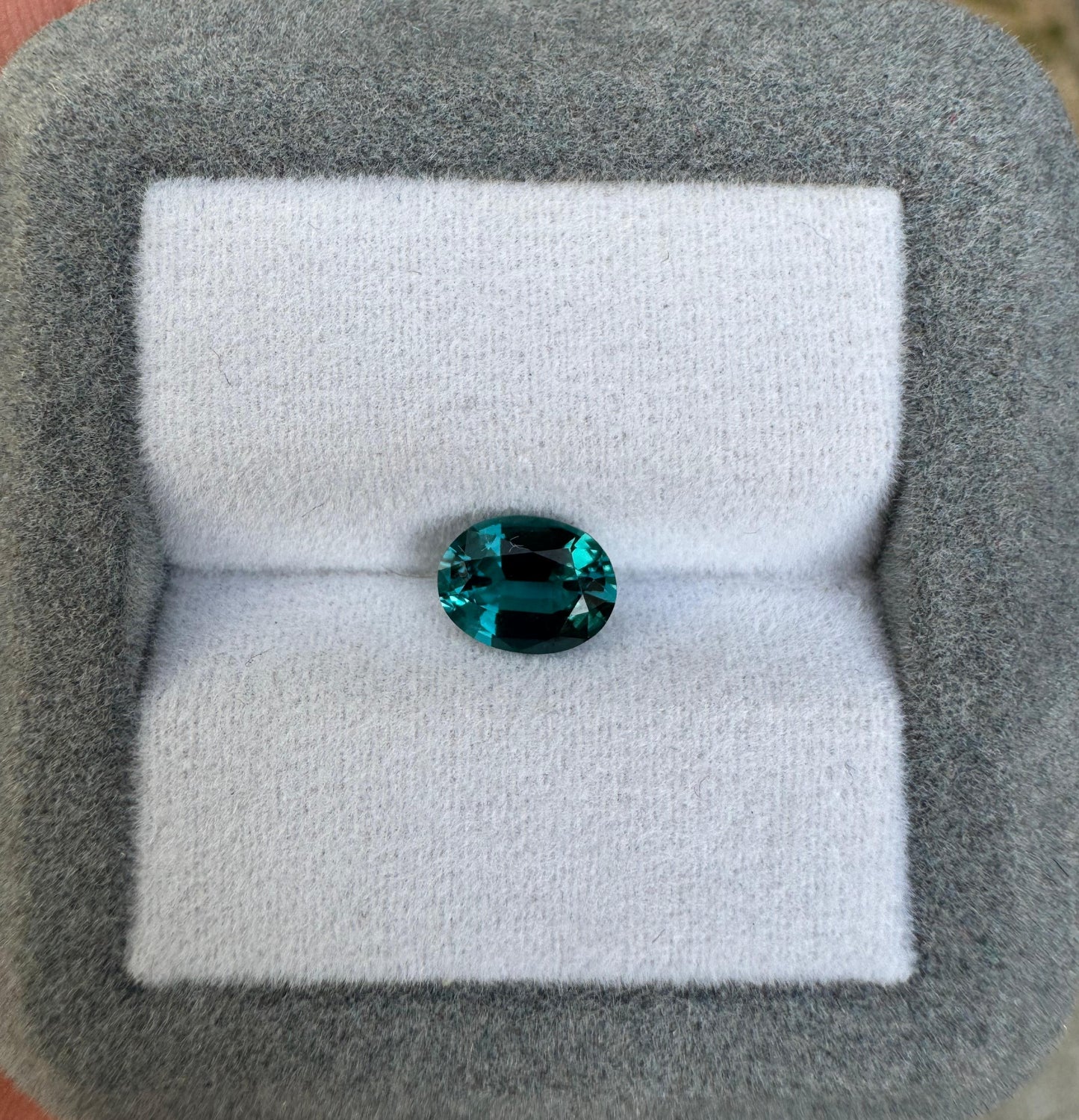 Tourmaline oval 1ct