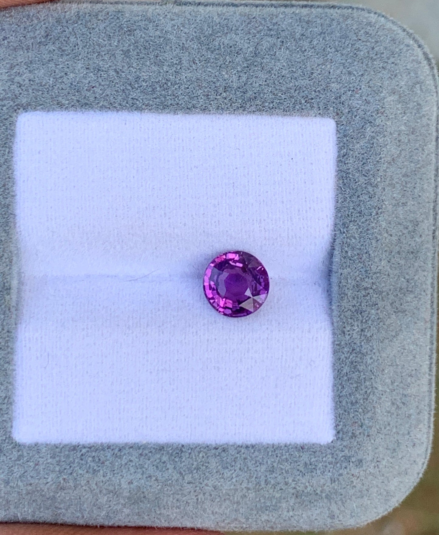 saphir-violet-rond1,52 photo2