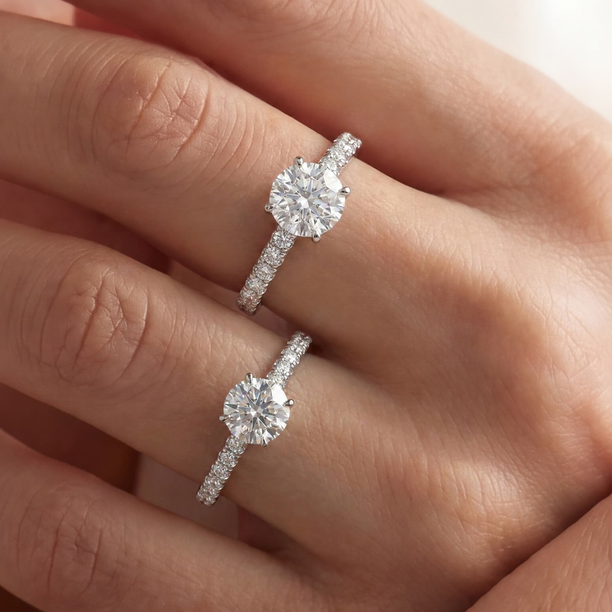 solitaire épaulé de diamants
