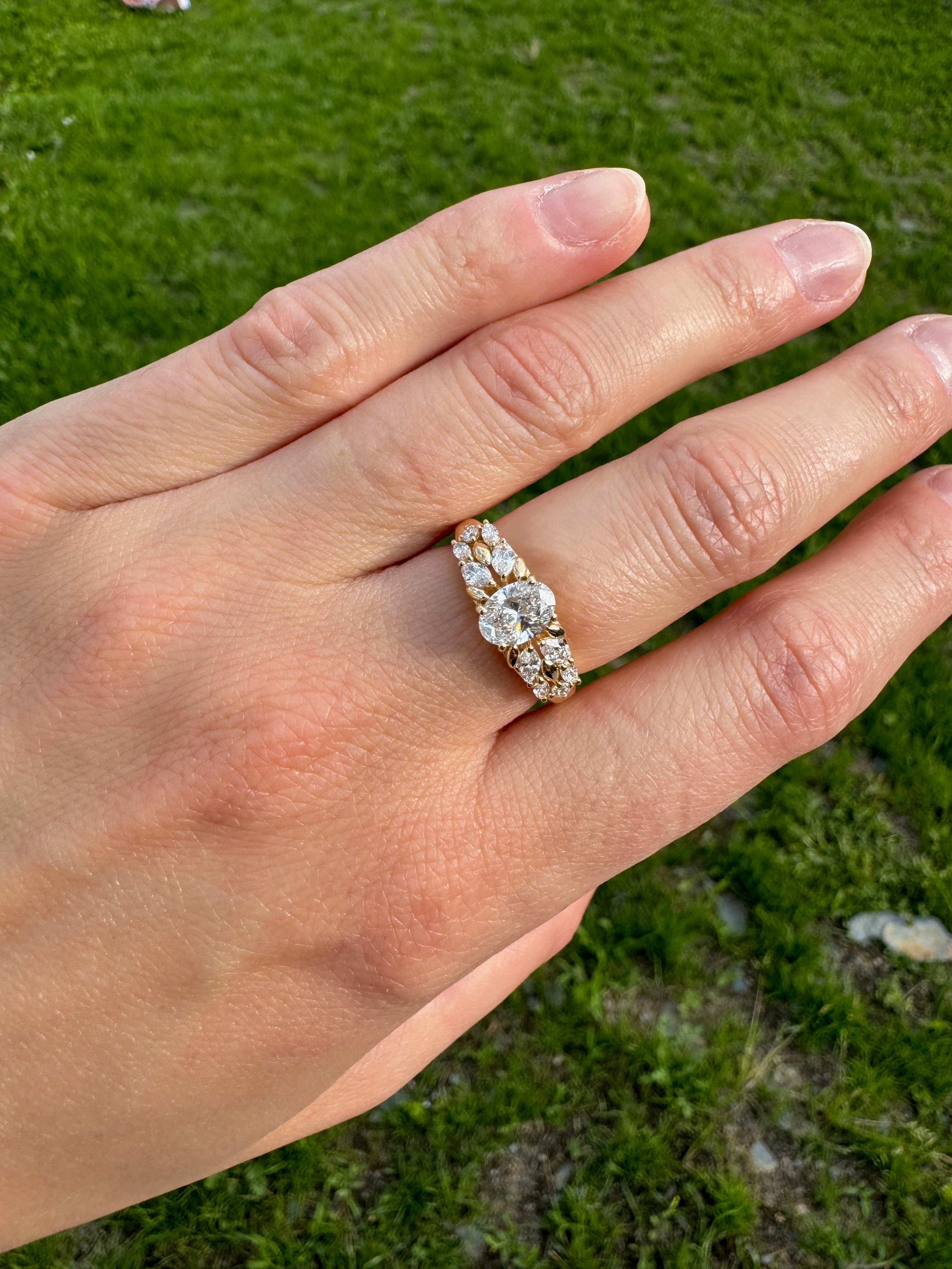 bague florale, diamant entouré de marquises