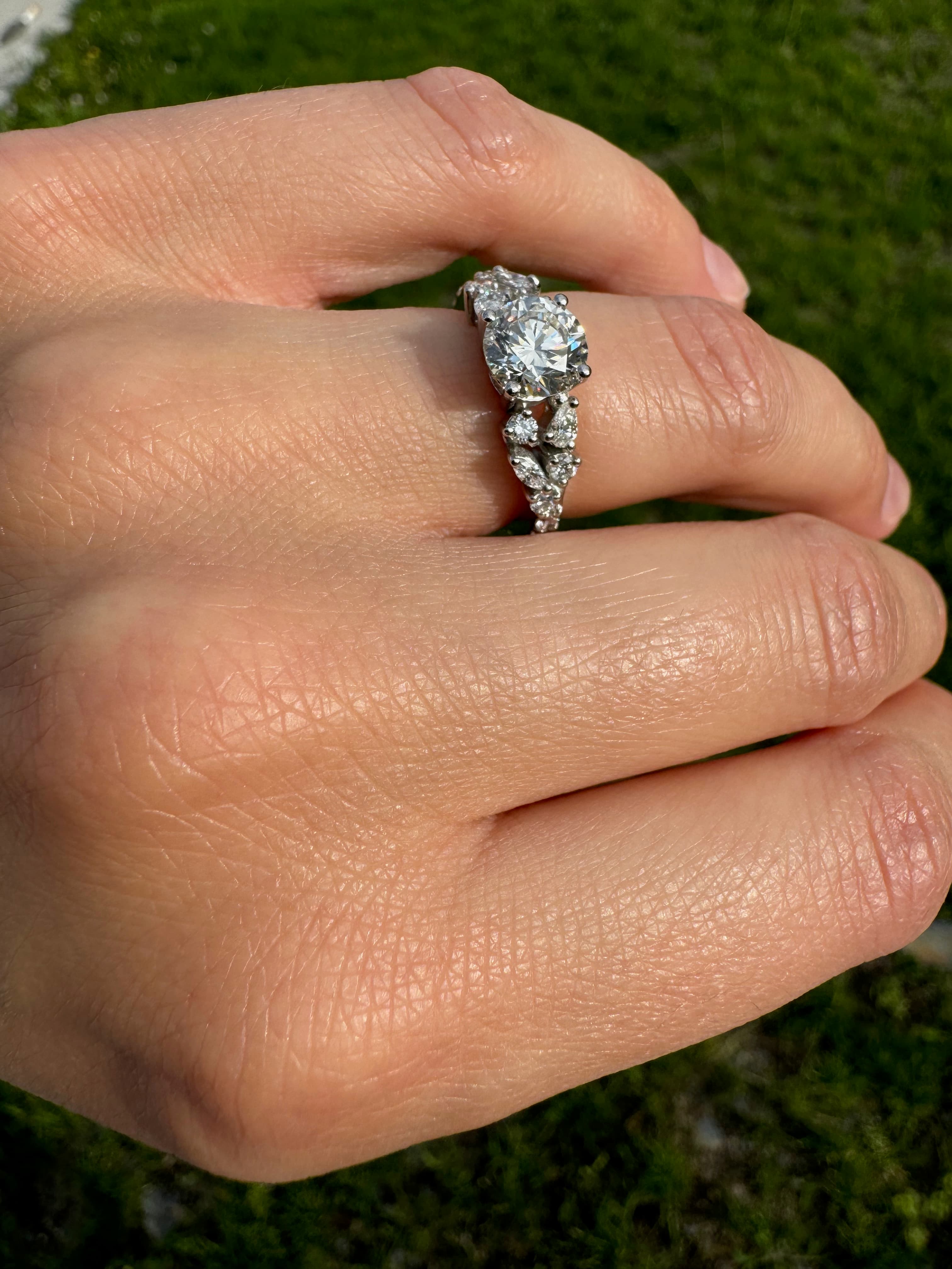 bague montée en solitaire