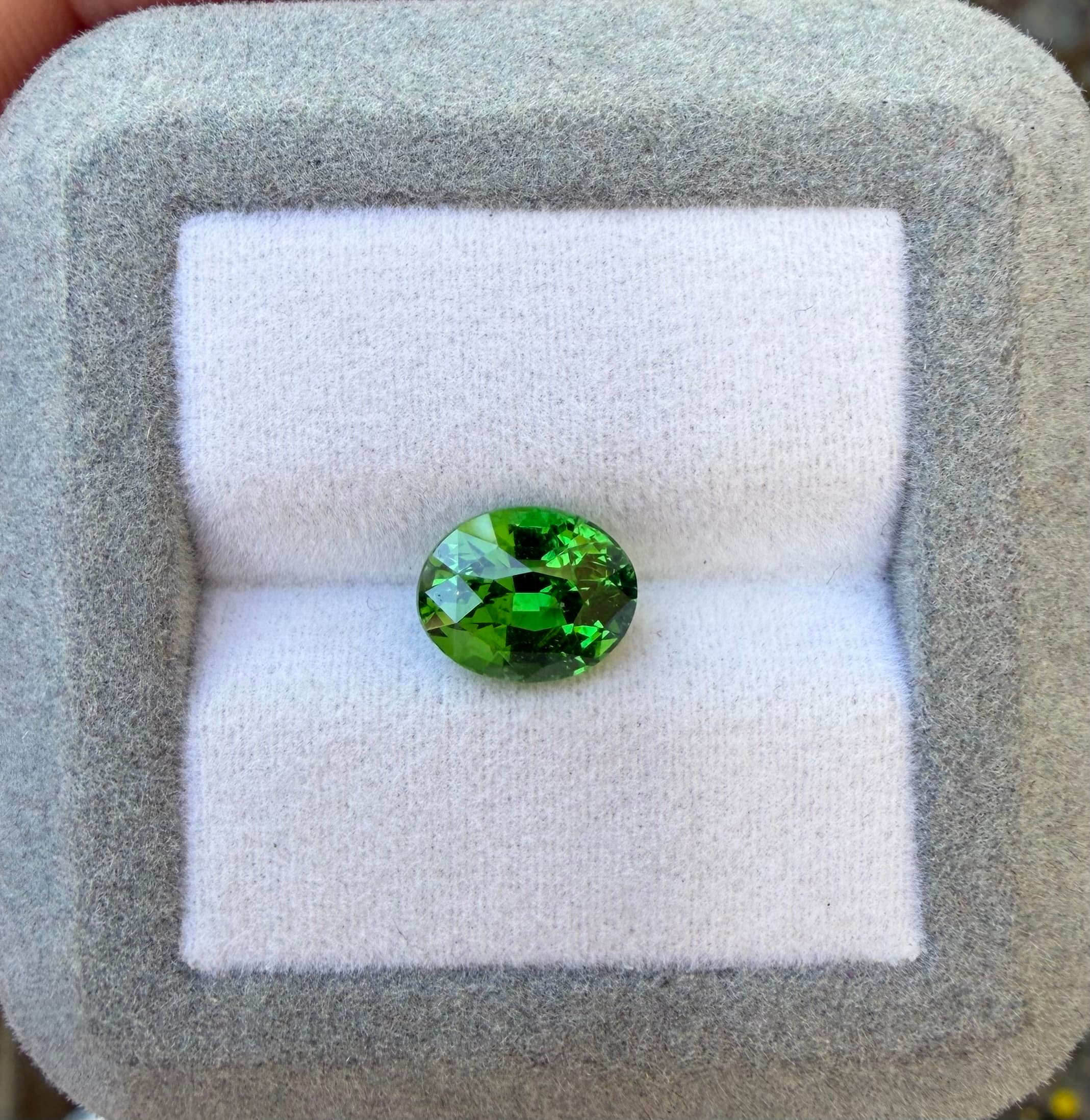 exemple — grenat 3,29 ct