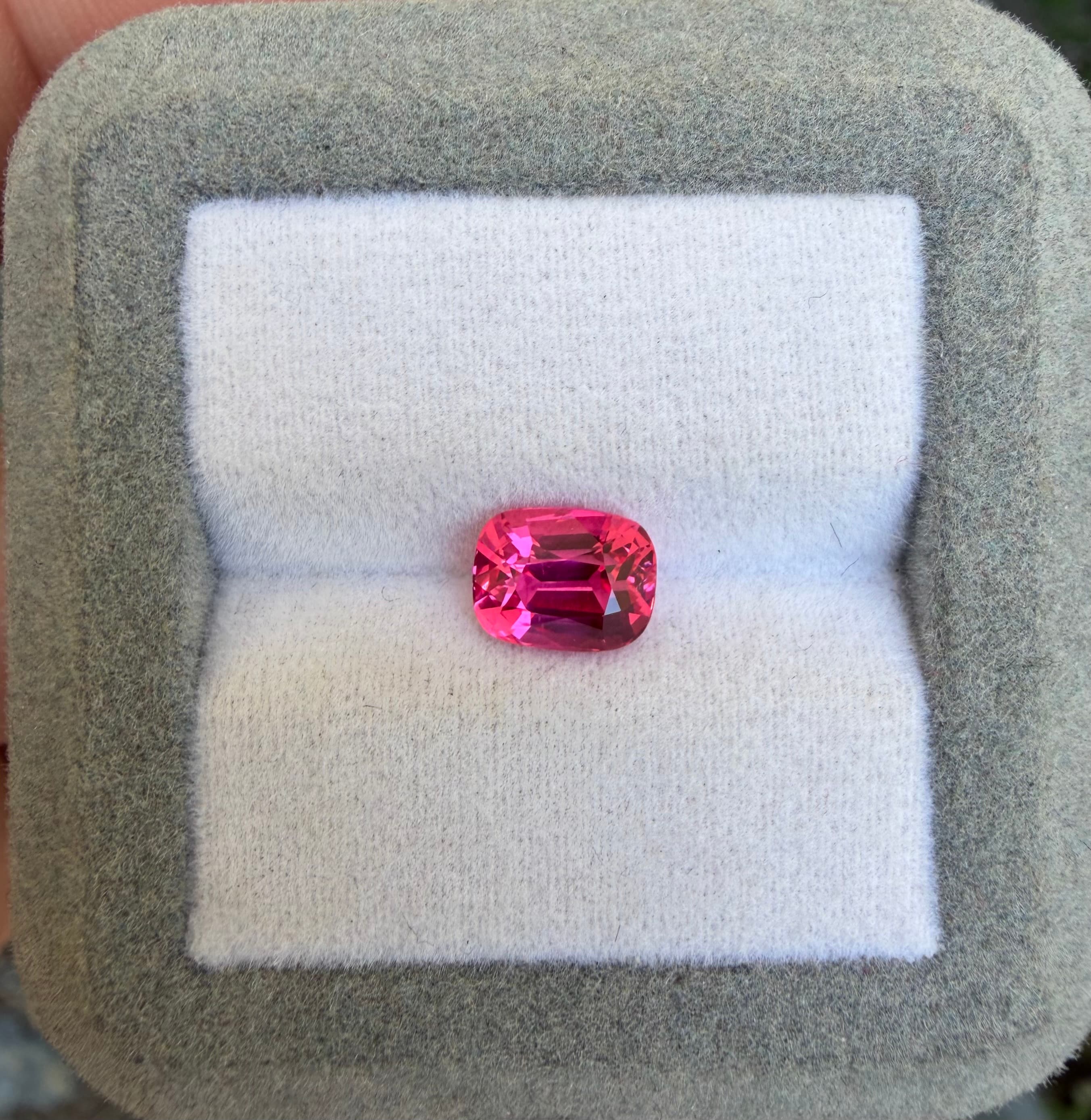 exemple — spinelle rose 2,02 ct