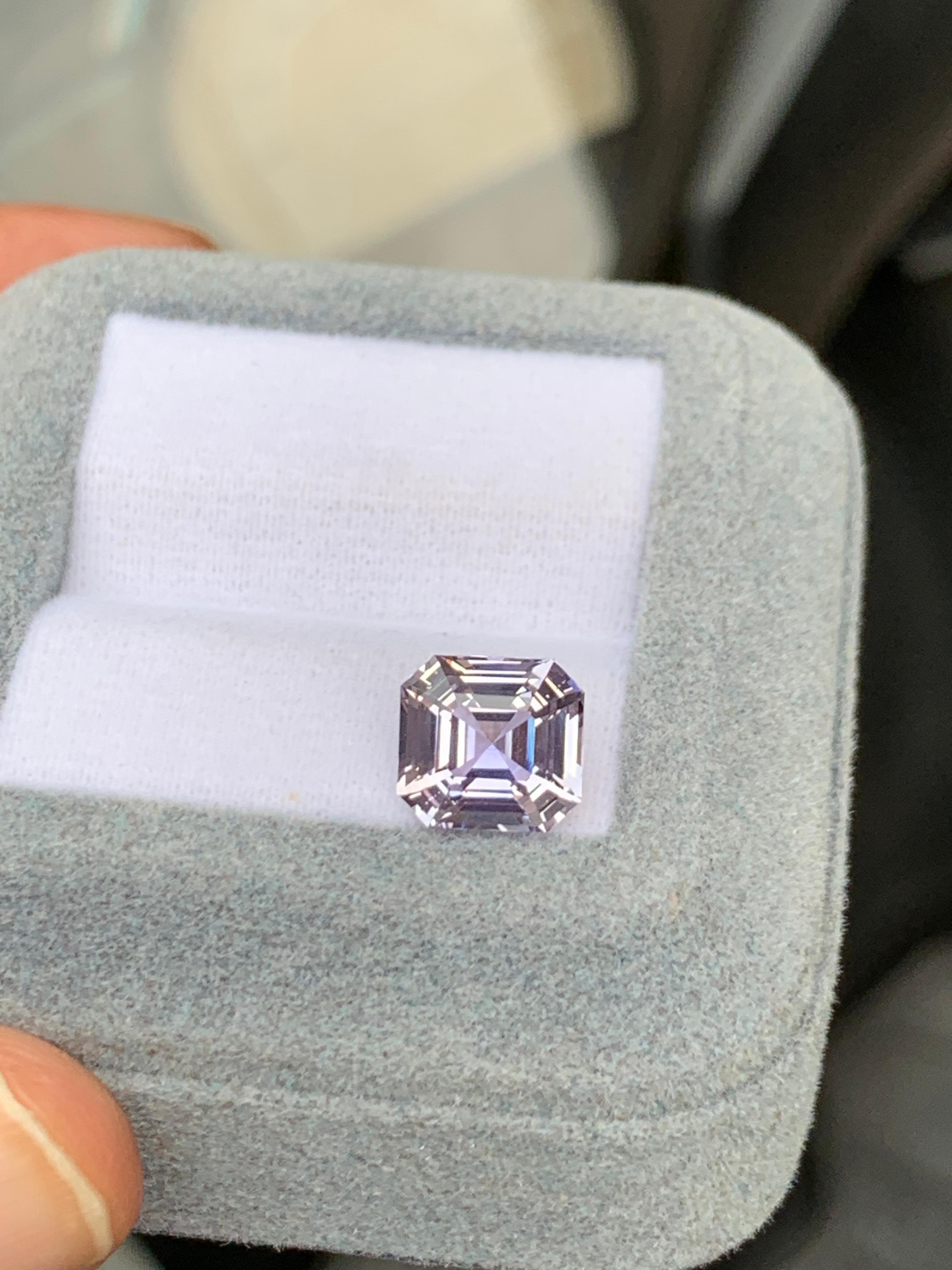 exemple — saphir violet 3,56 ct