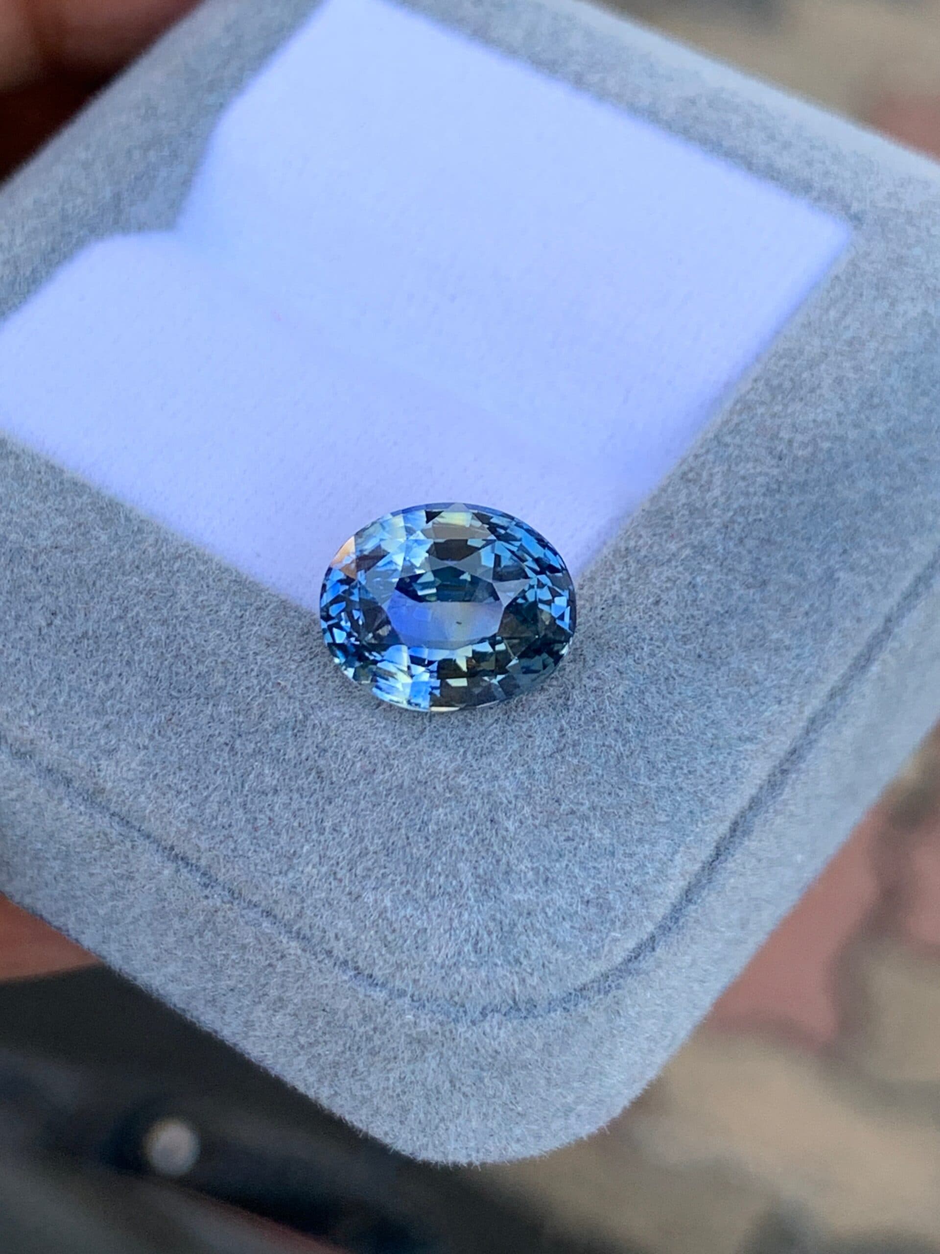 Zafiro Teal Oval de 6,20ct