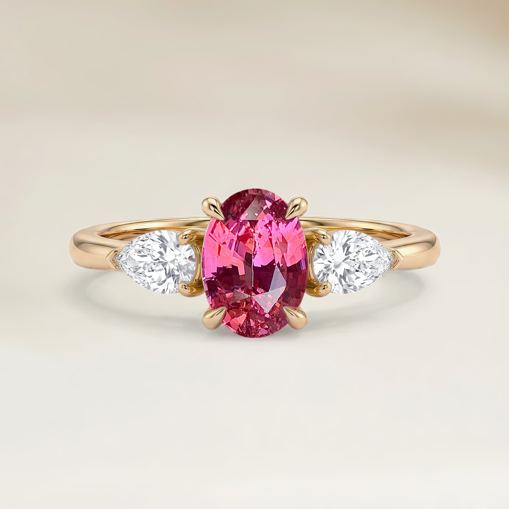 Bague Epaulé Saphir Padparadscha Ovale de 2,51ct — Or Jaune 18k - vue principale