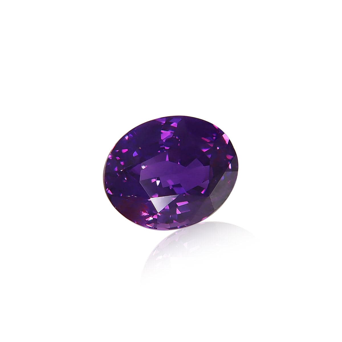 Violetter Saphir Oval 2,61 ct
