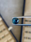 Teal-Saphir Oval 1,28 ct — Madagaskar (2)
