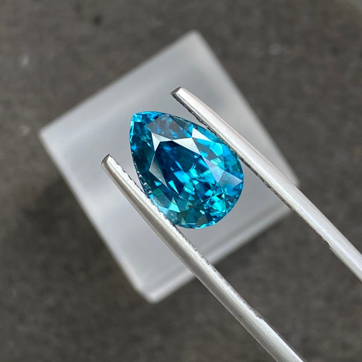 Pedra Preciosa Gota de 6,72ct
