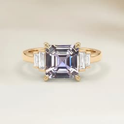Anillo Art Deco Zafiro Violeta Emerald Cut de 3,56ct