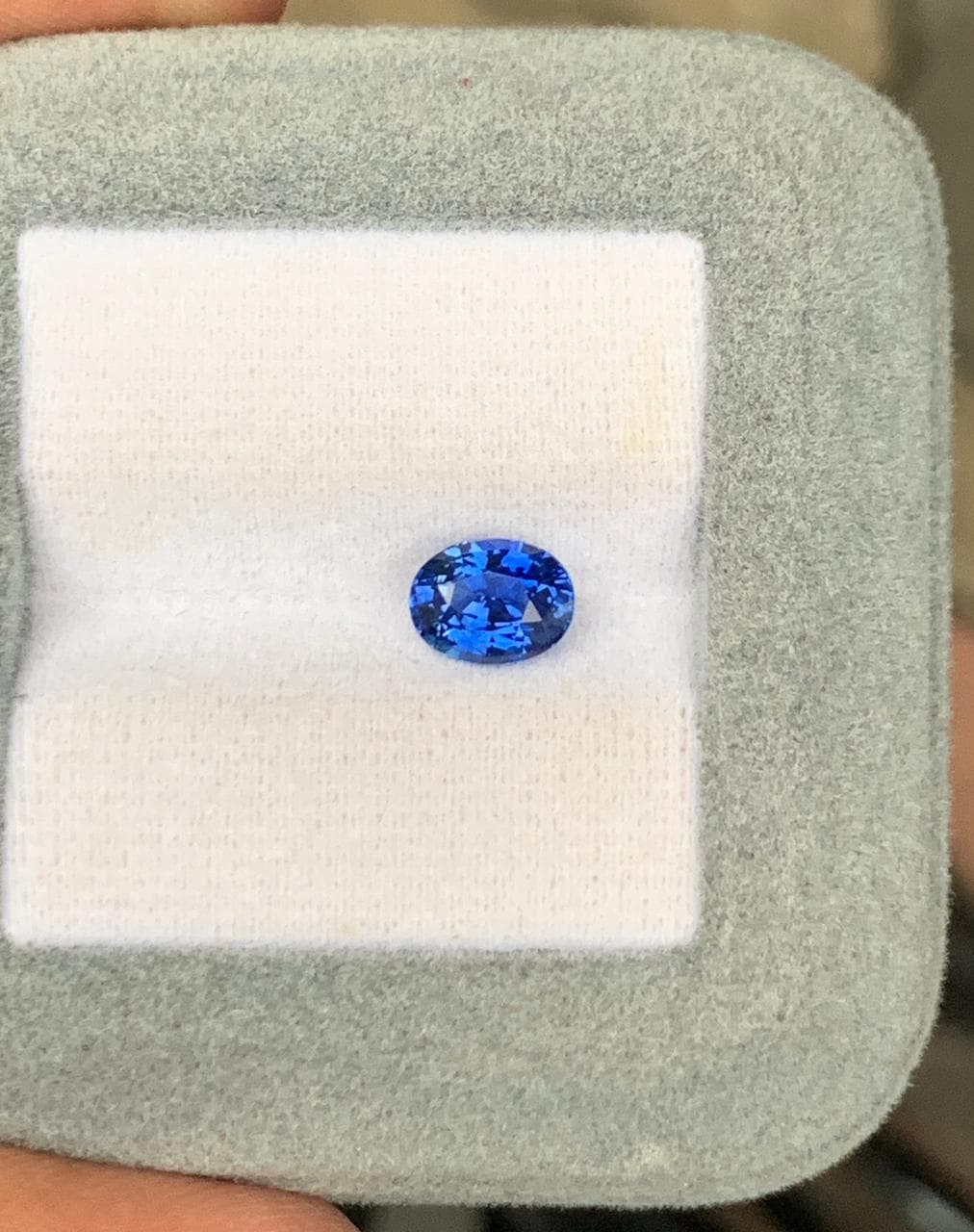 Zaffiro Blu Ovale da 1,57ct — Sri Lanka