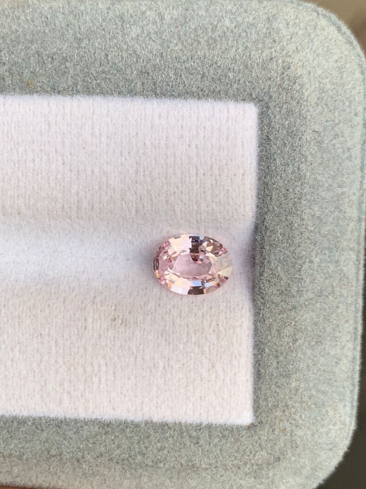 Zafiro Rosa Oval de 1,32 ct