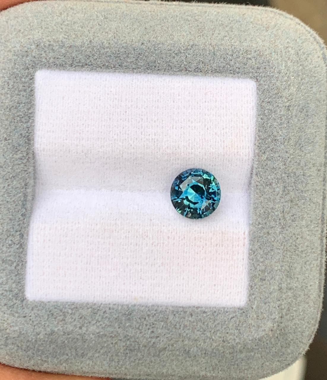 Round Teal Sapphire of 2.08ct