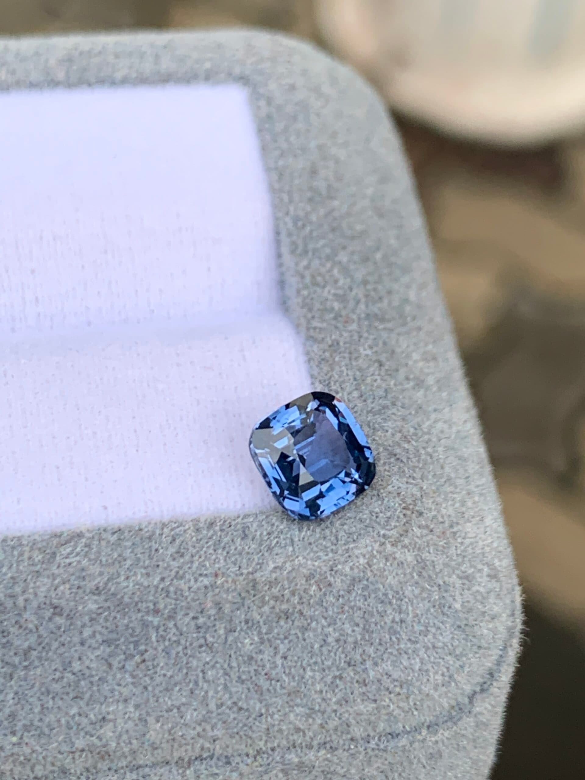 Spinello Blu Cuscino da 1,31 ct