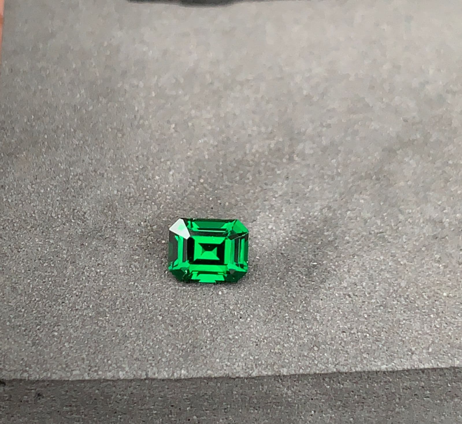 Tsavorite Emerald Cut 1.57ct