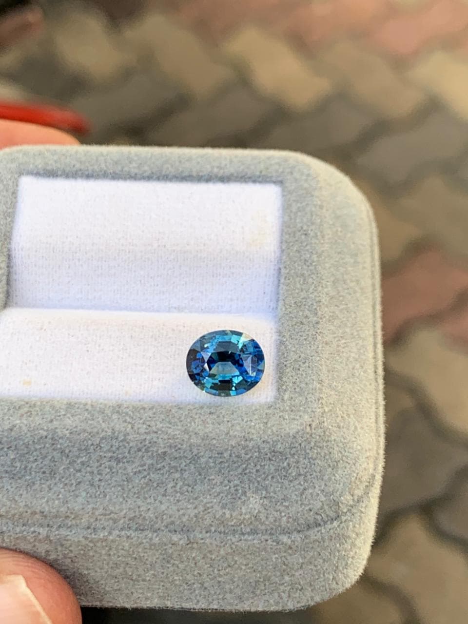 Saphir Teal Ovale de 2,04ct — Madagascar, Non Chauffé (2)