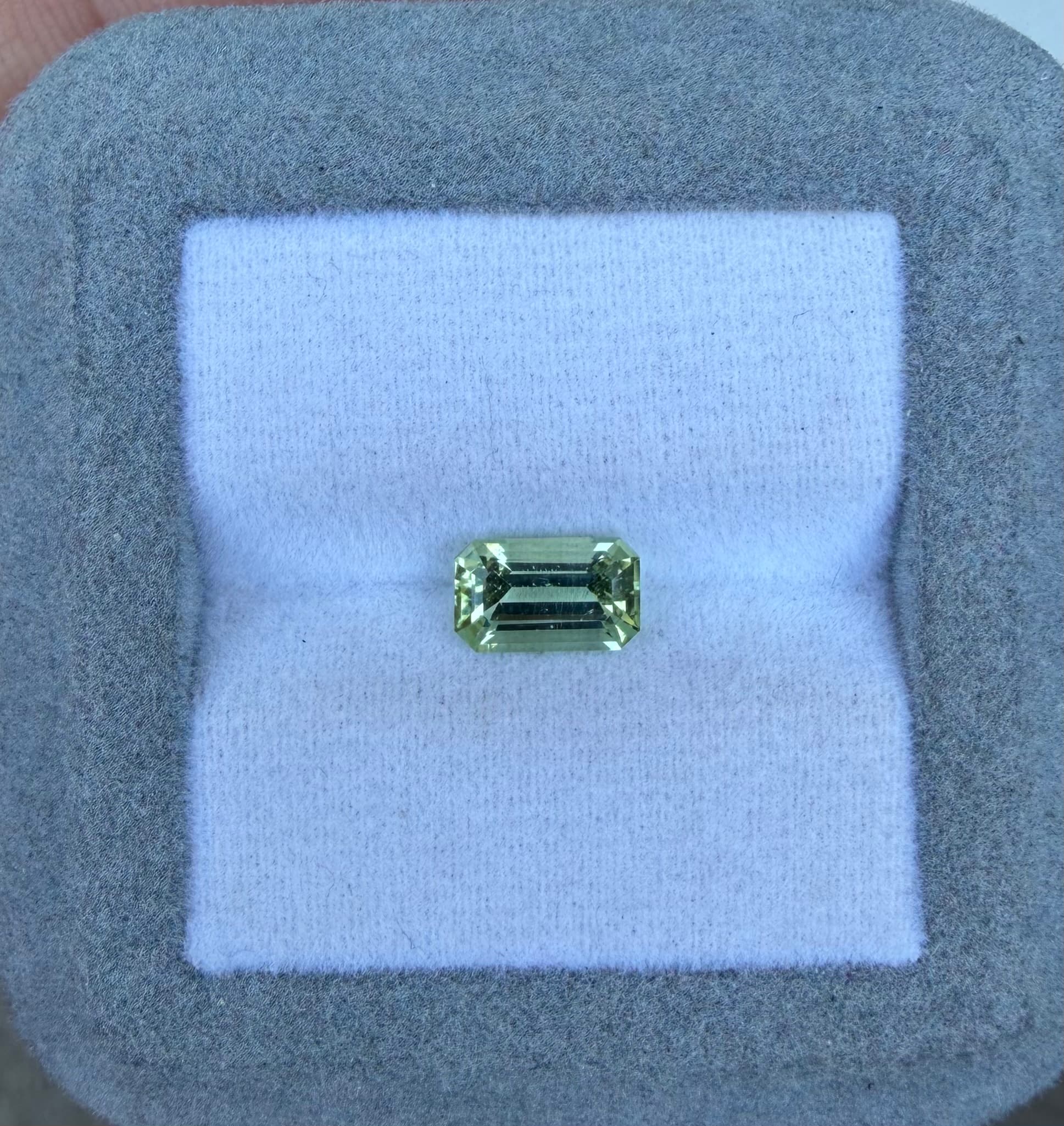 Green Tourmaline Rectangle 1.24ct