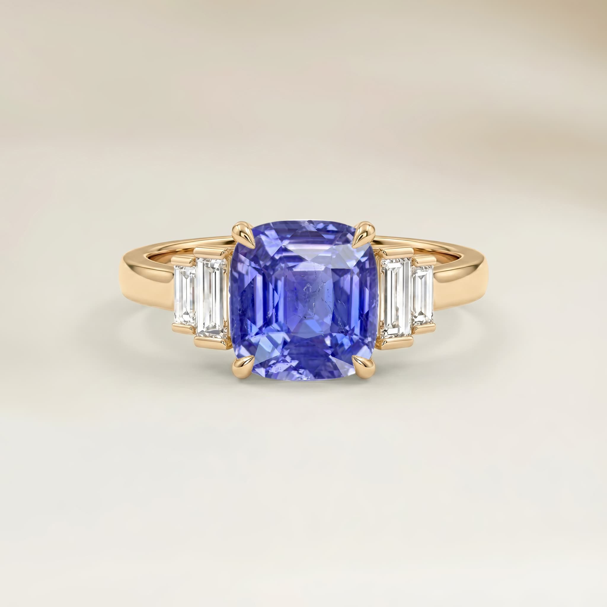 Bague Art Deco Saphir Violet Coussin de 1,54ct — Or Jaune 18k - vue principale
