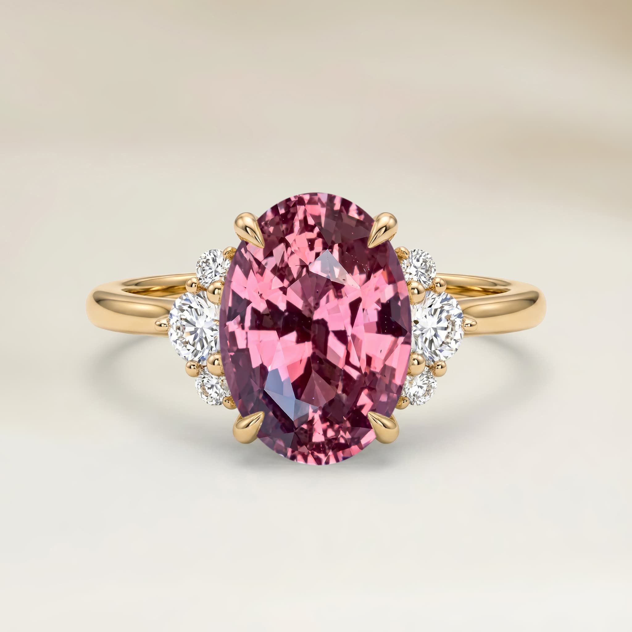 Bague Epaulé Saphir Padparadscha Ovale de 1,34ct