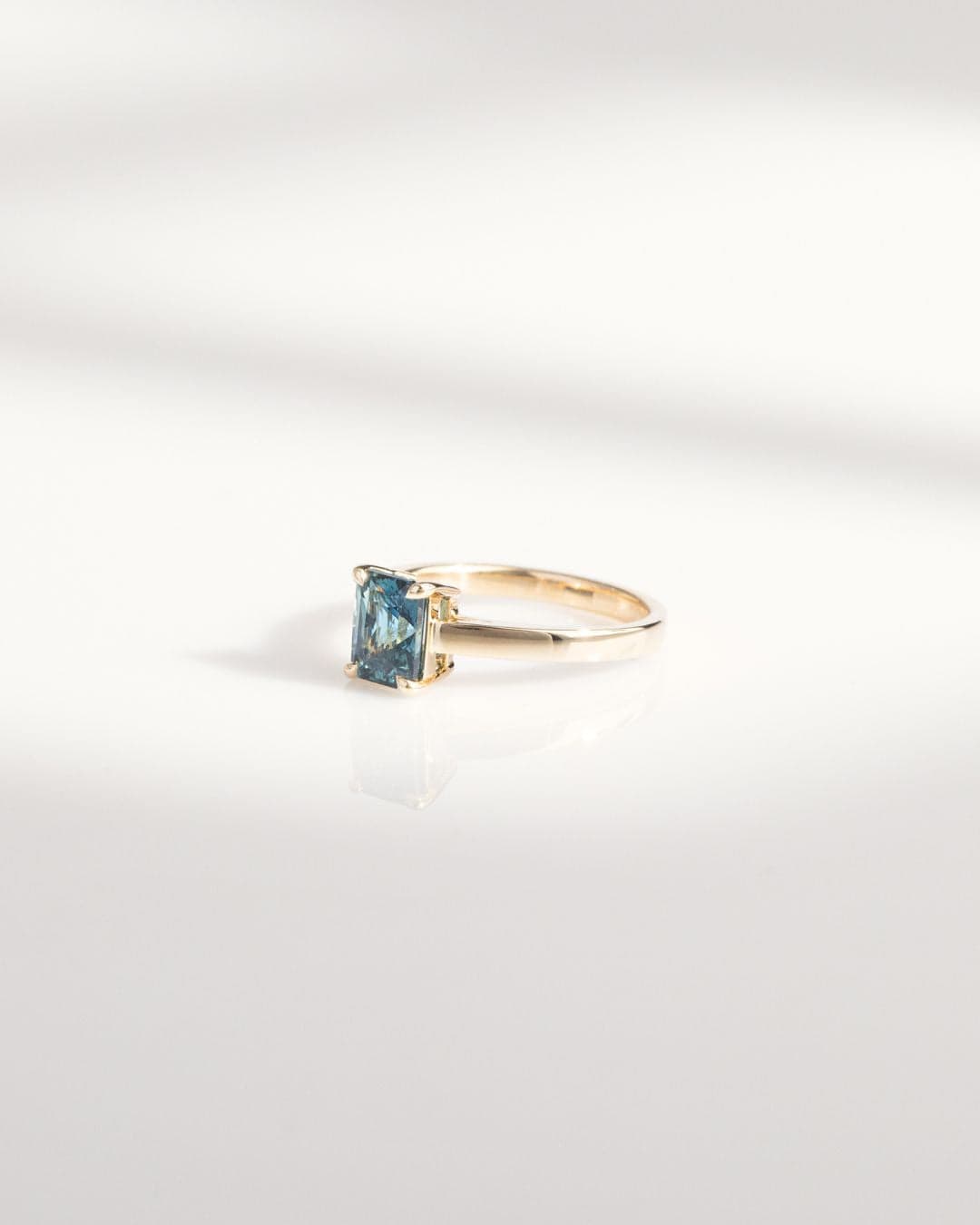 solitaire saphir teal or jaune