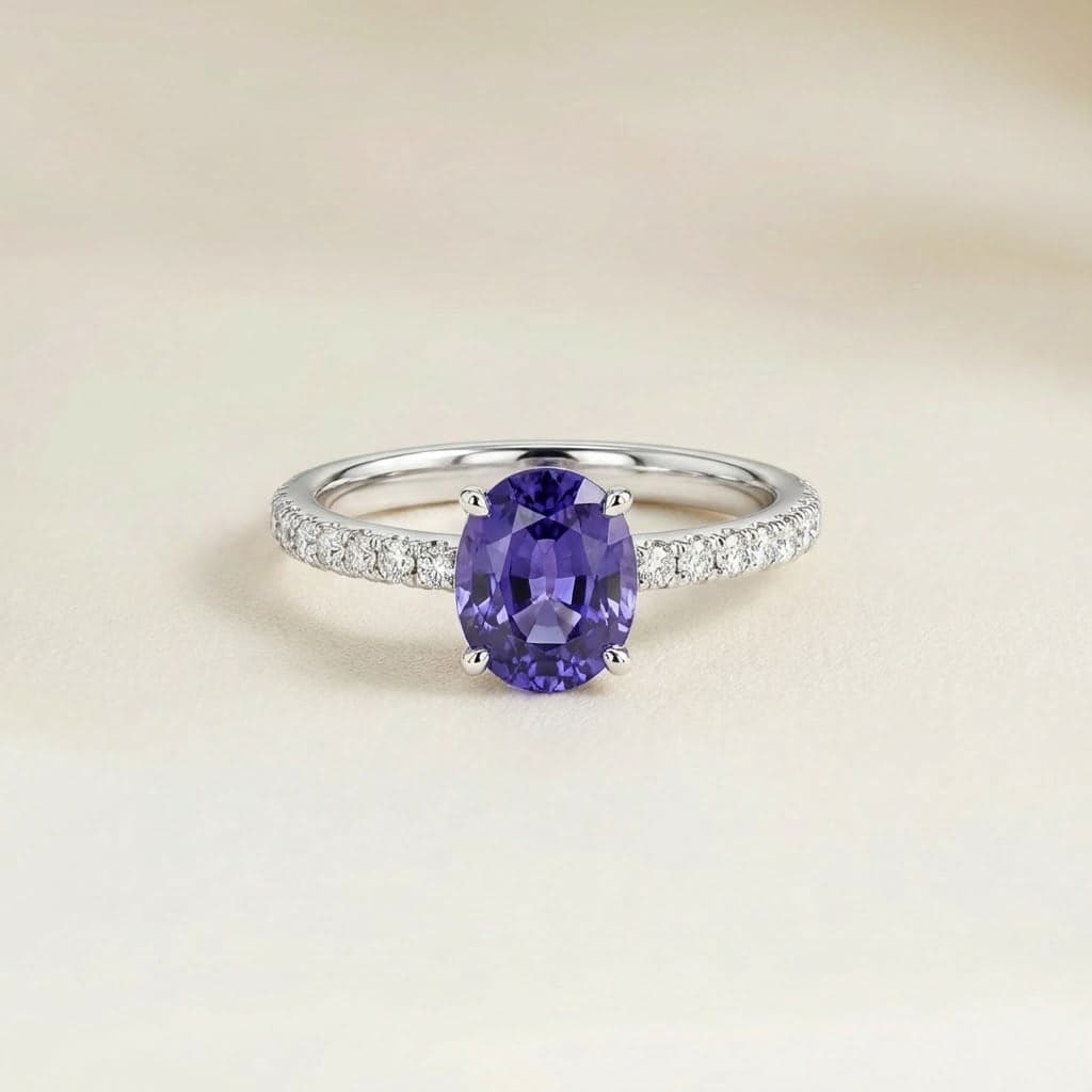 Bague de fiançailles avec Saphir Violet