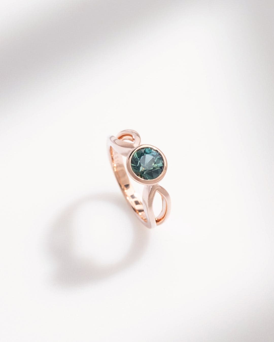 solitaire teal fiancailles moderne