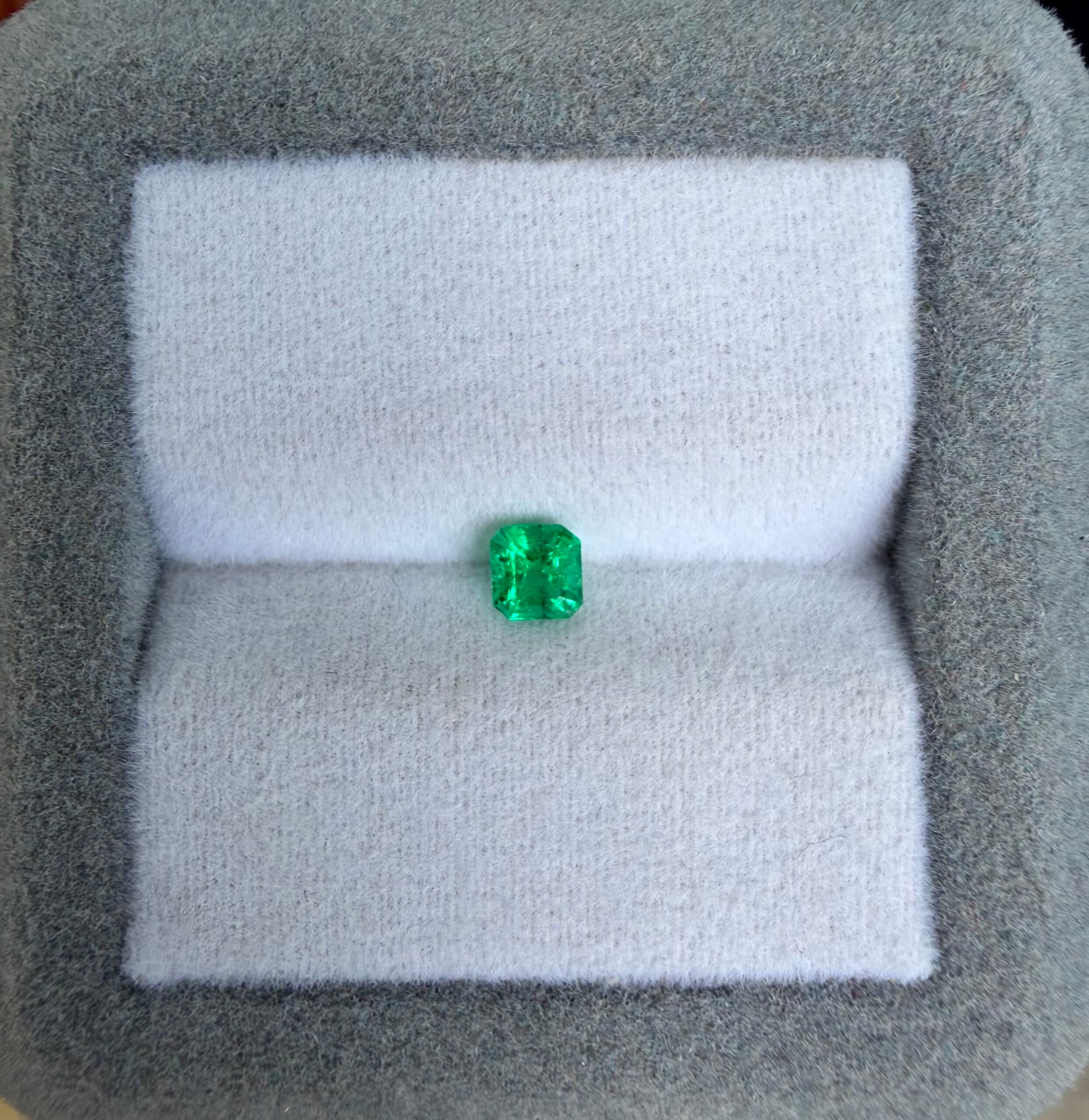 Emeraude de Zambie Rectangle de 0,28ct