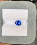 Zafiro Azul Oval de 1,56ct — Tratado al Calor (3)