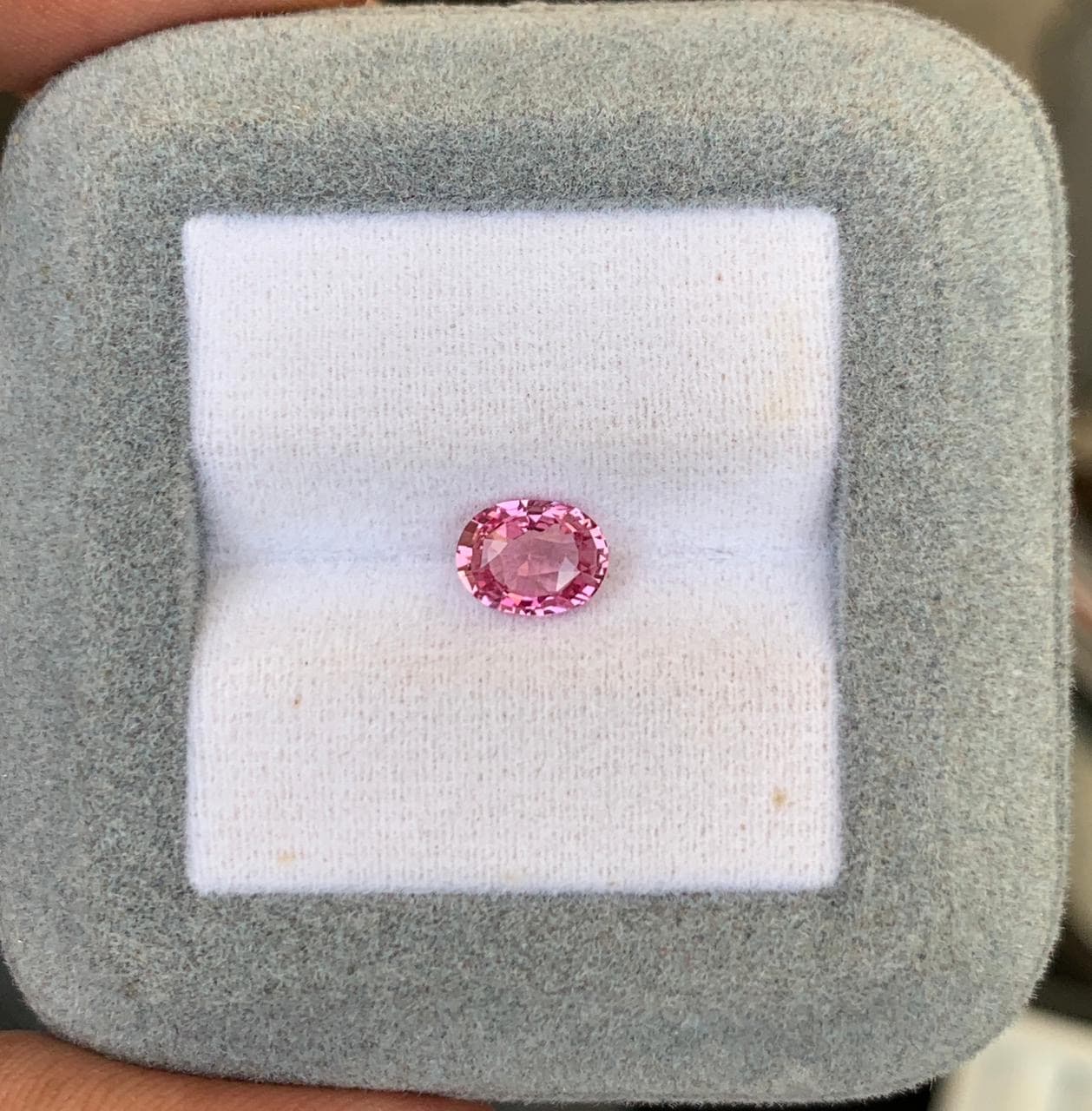 Safira Padparadscha Oval de 1,07ct — Aquecida (2)