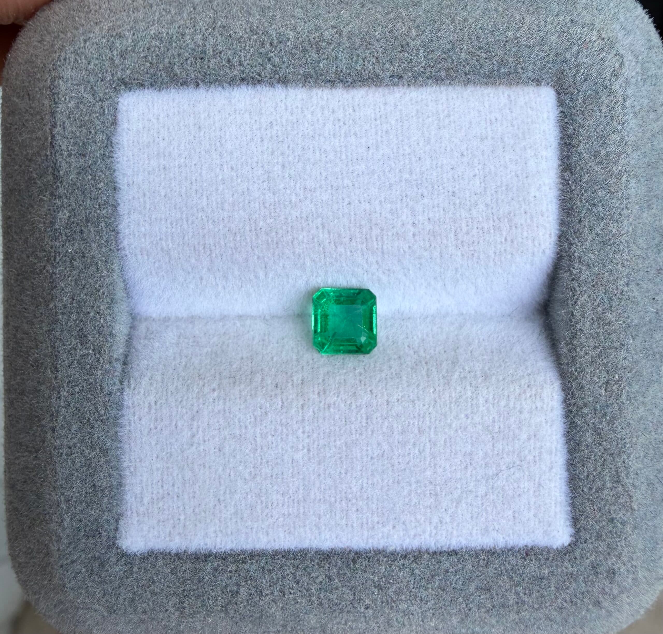 Emeraude de Zambie Rectangle de 0,49ct — Zambia