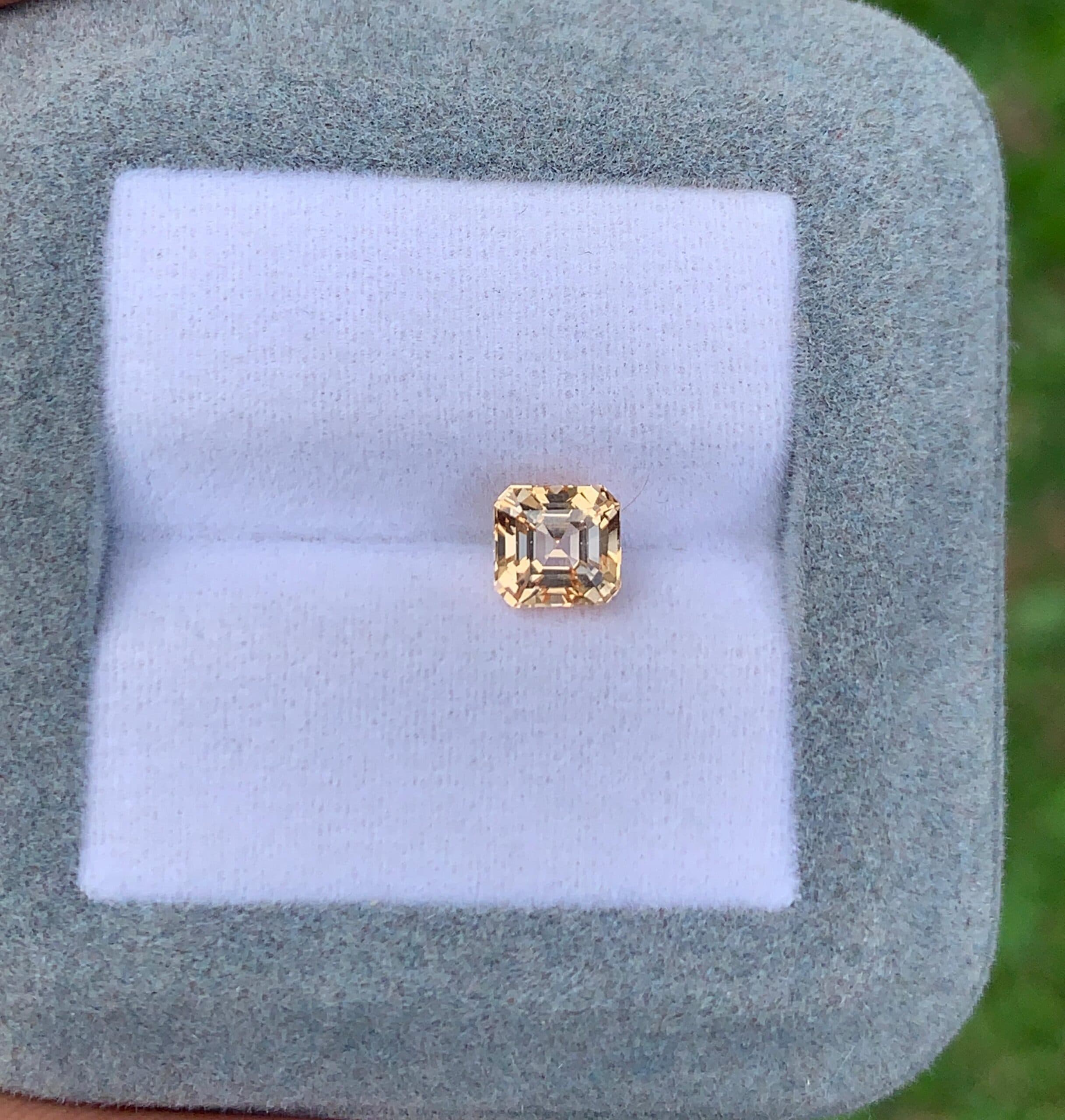 Saphir Emerald Cut de 1,32ct