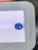 Blauer Ovaler Saphir 2,12ct — Sri Lanka