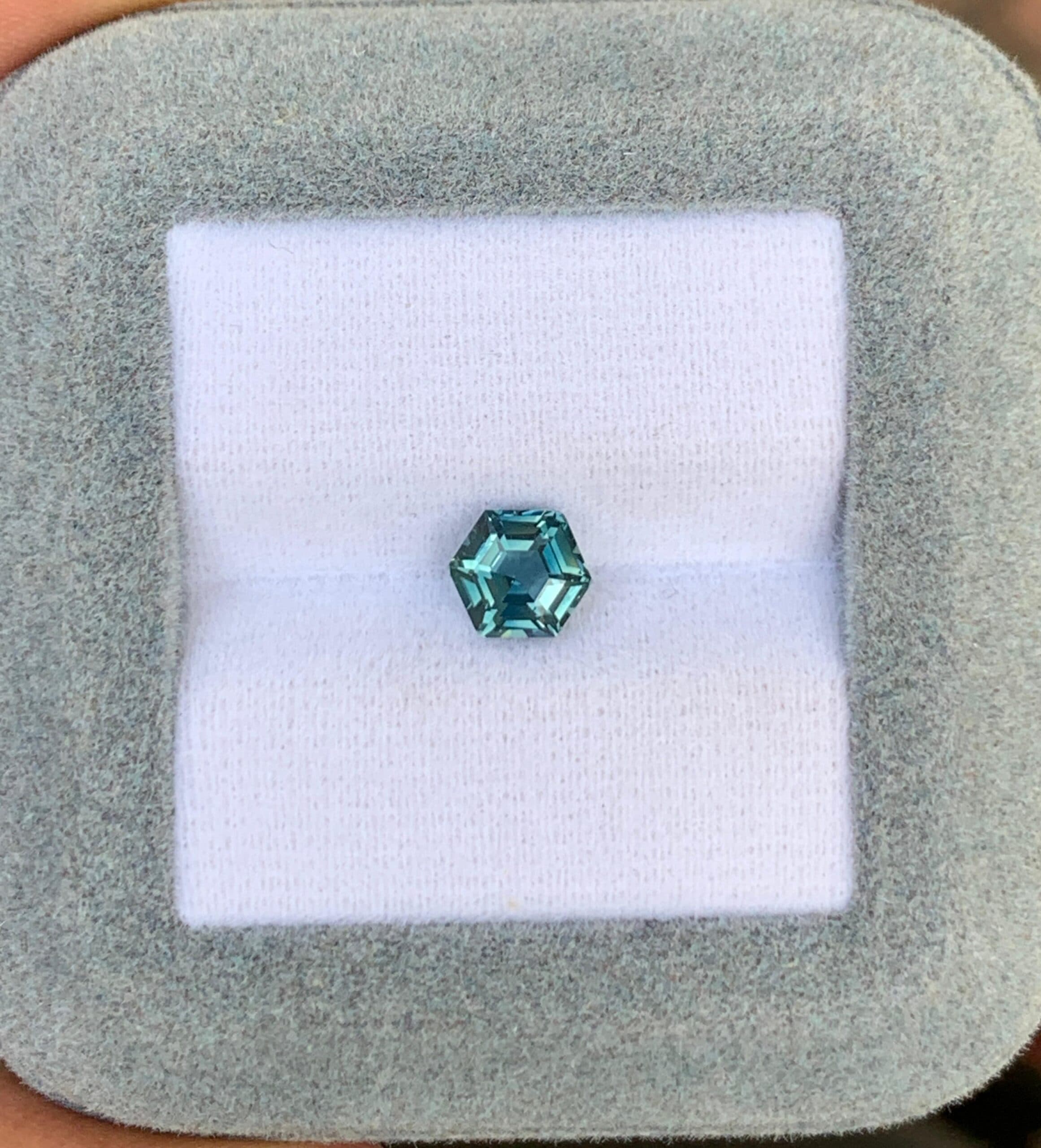 Teal Sapphire Fancy Cut 1.25ct