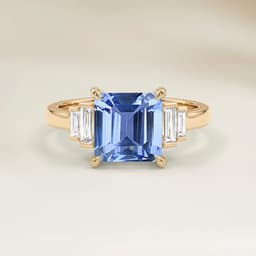 Ring Art Déco Blauer Saphir Emerald Cut 2,02 ct