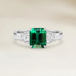 Art-Déco-Ring mit rechteckigem Zambia-Smaragd, 1,71 ct