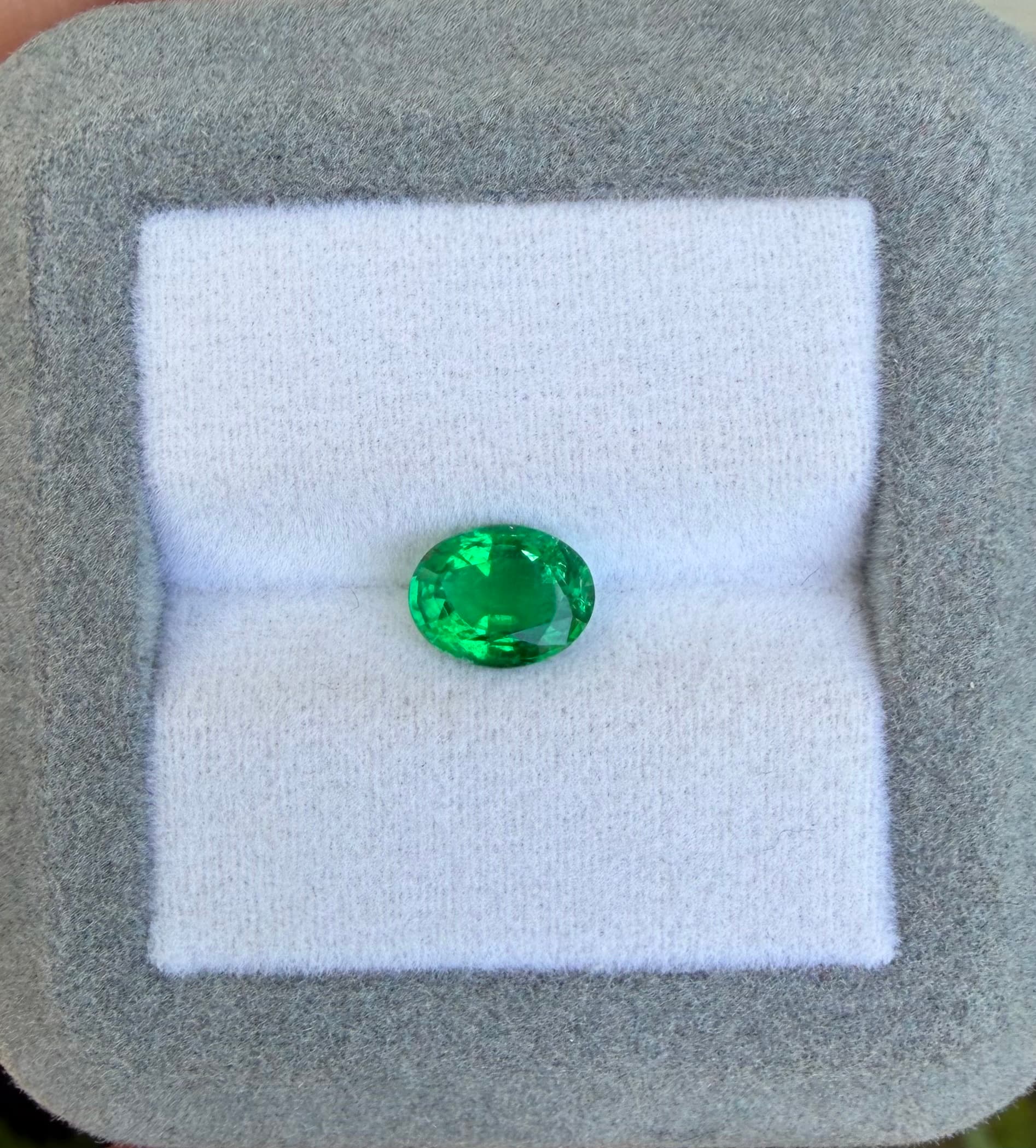 Oval Zambian Emerald 1.11ct