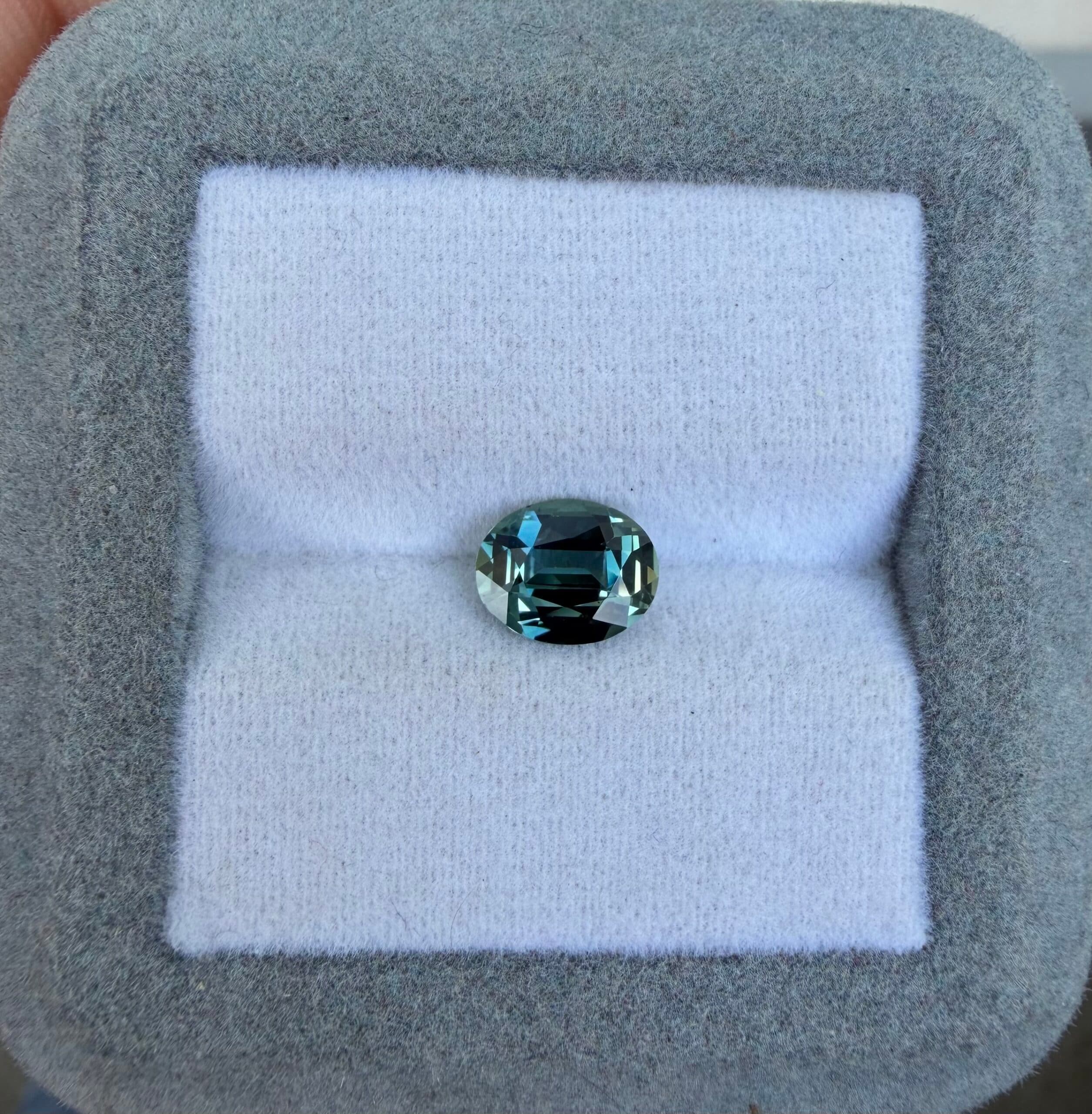 Teal Sapphire Oval 1.55ct