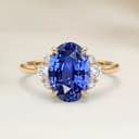 Shoulder-Set Ring Blue Sapphire Oval 2.17ct
