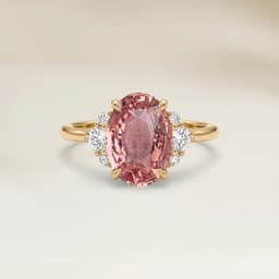 Bague Epaulé Saphir Padparadscha Ovale de 2,02ct