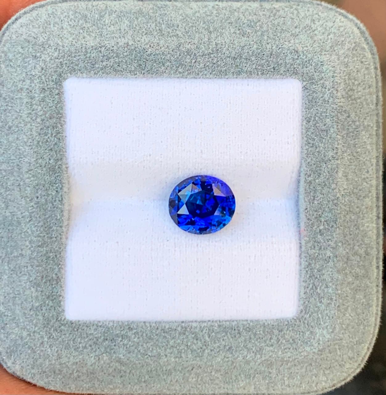 Saphir Bleu Ovale de 3,05ct — Sri Lanka, Chauffé