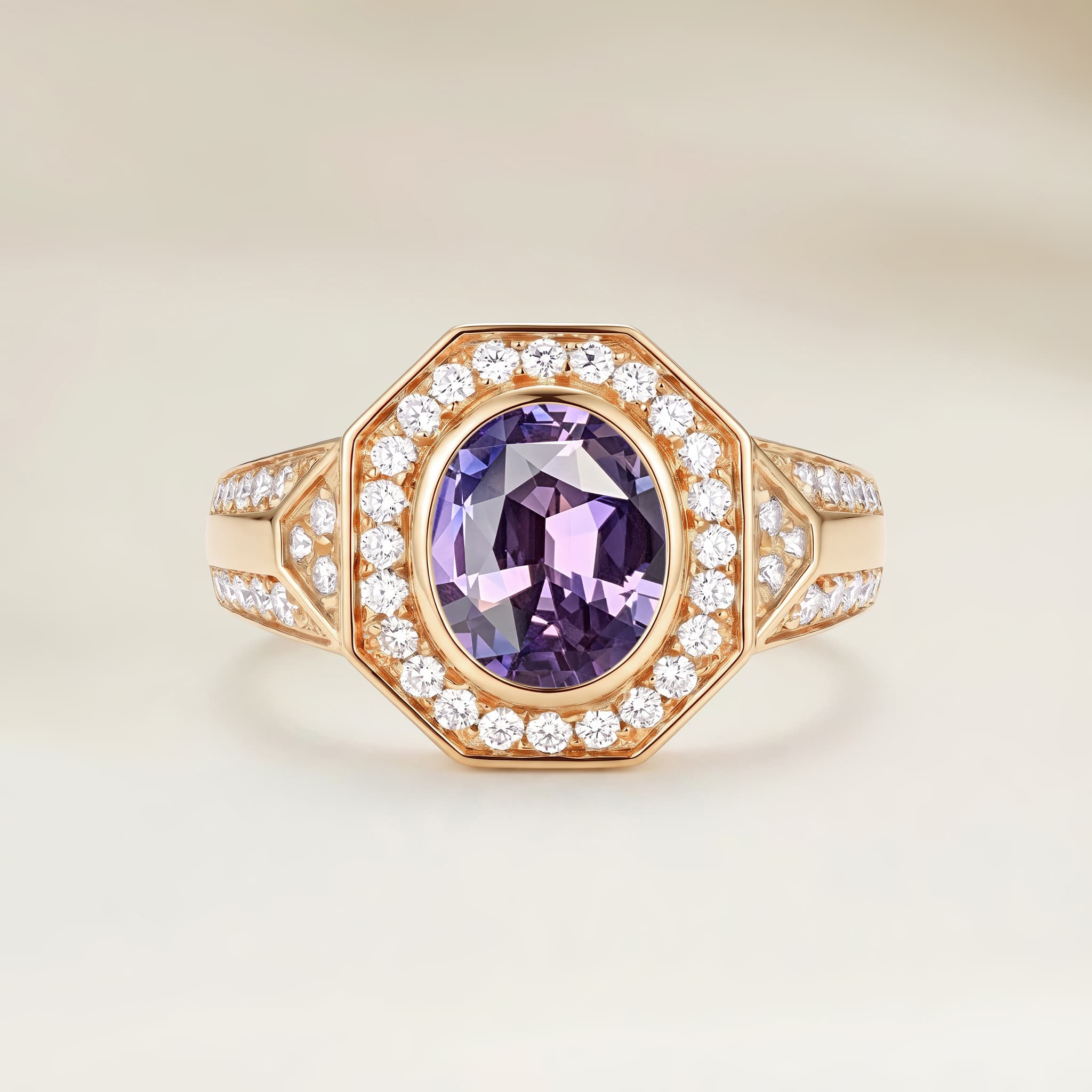 Bague Art Deco Saphir Violet Ovale de 1,39ct