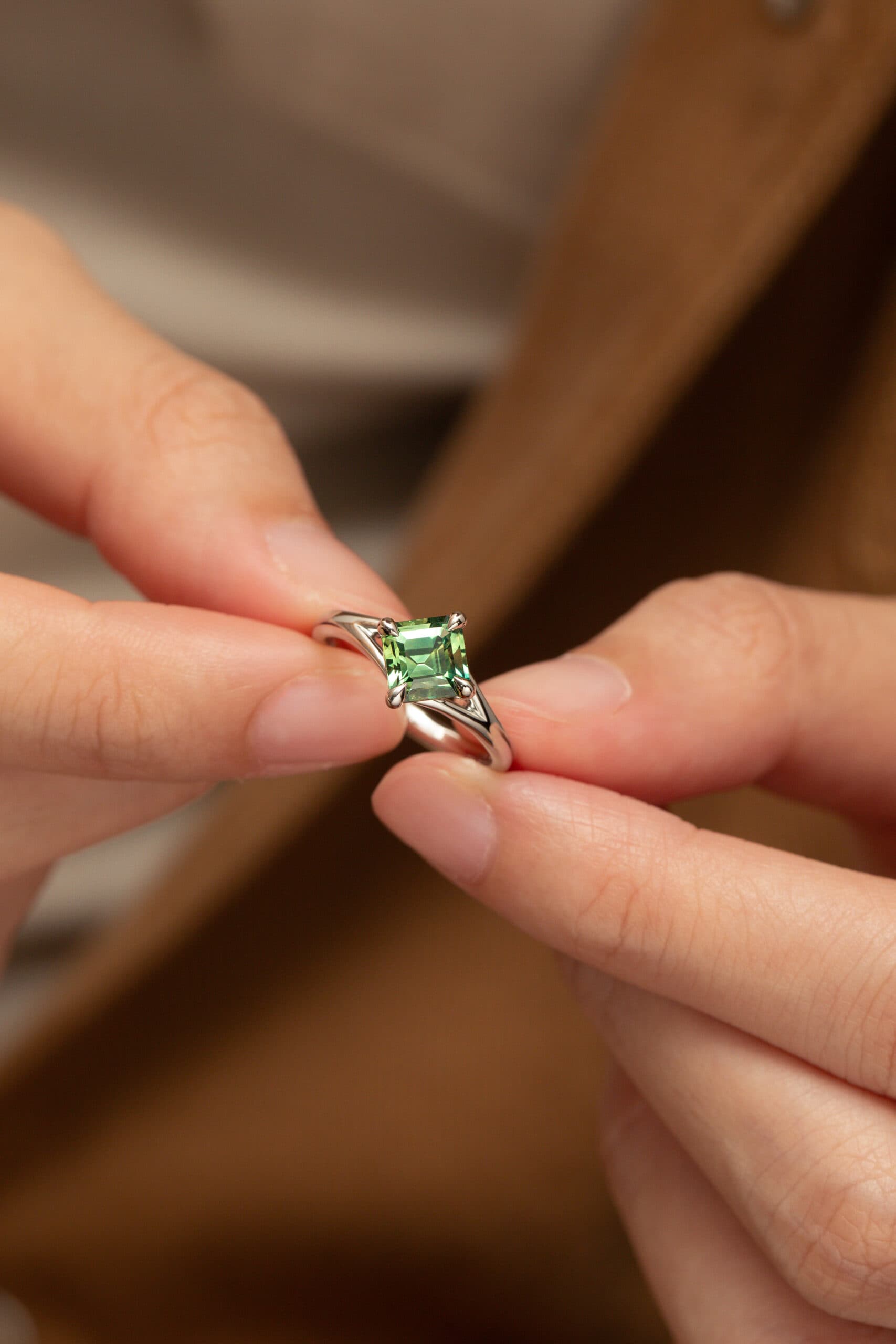 saphir teal platine solitaire bonnot paris