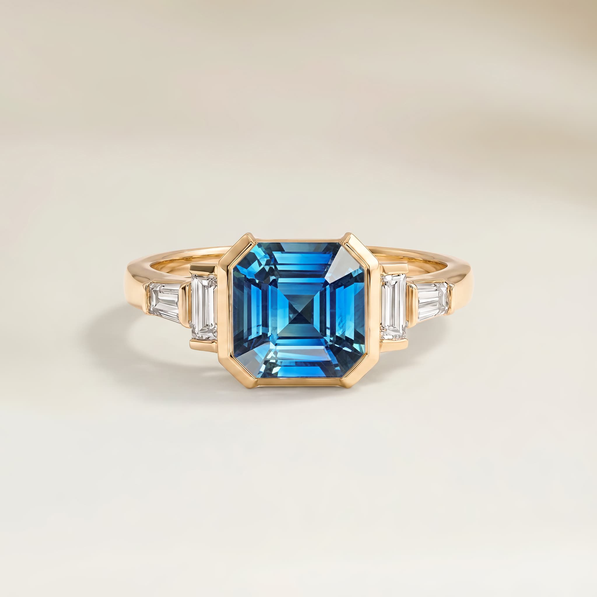 Bague Art Deco Saphir Teal Carré de 1,06ct