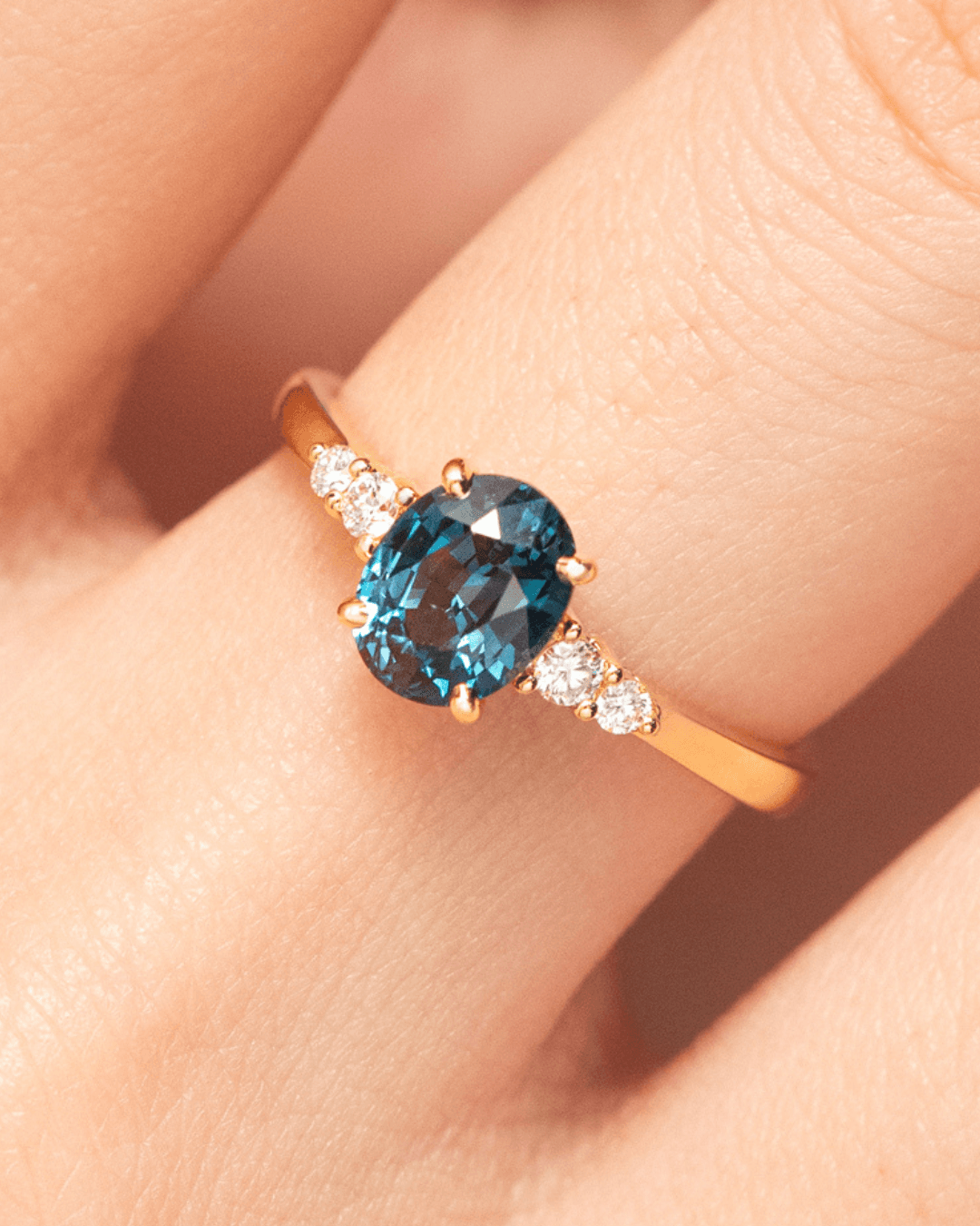 1.58ct Teal Sapphire Yellow Gold Ring