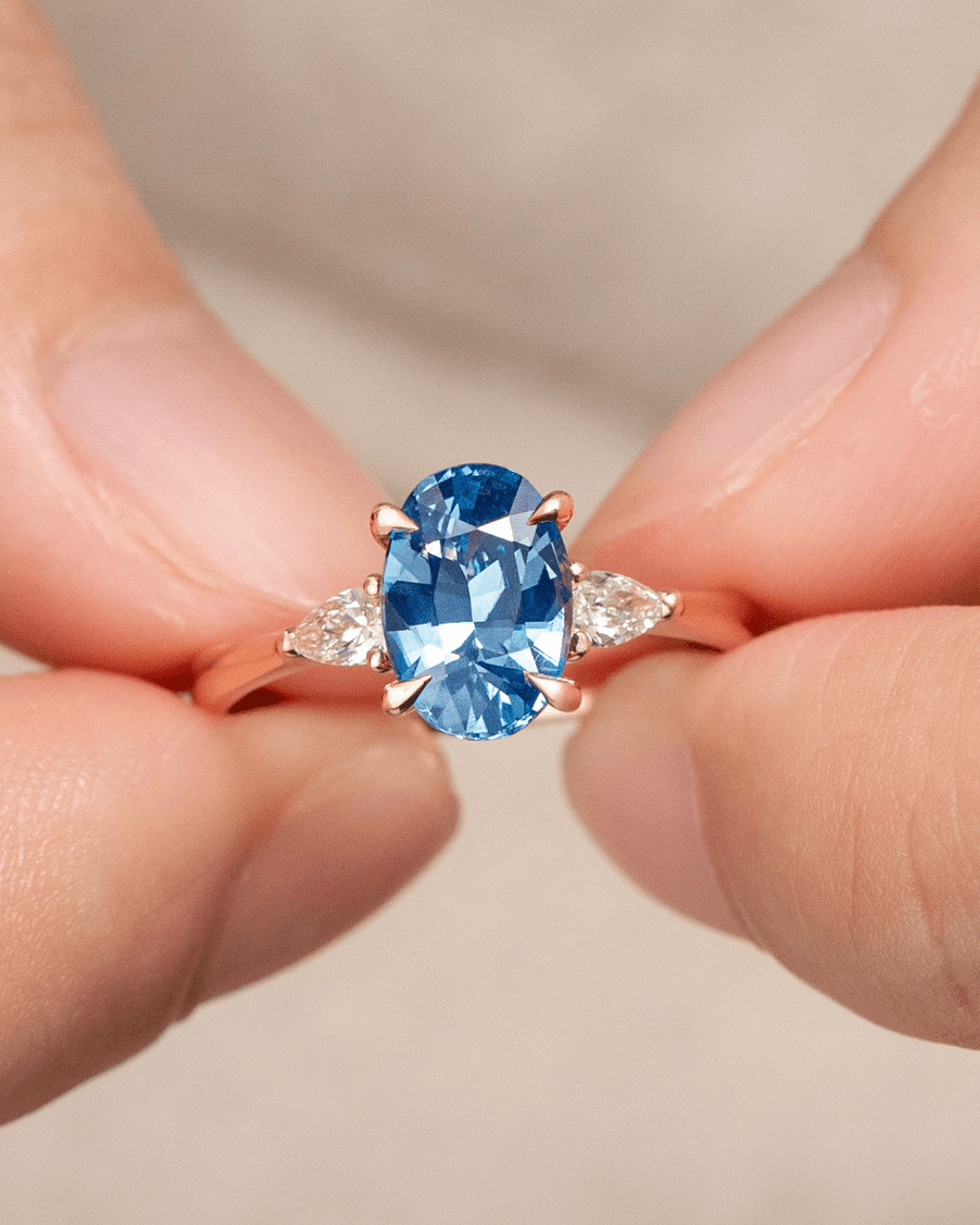 Bague saphir bleu
