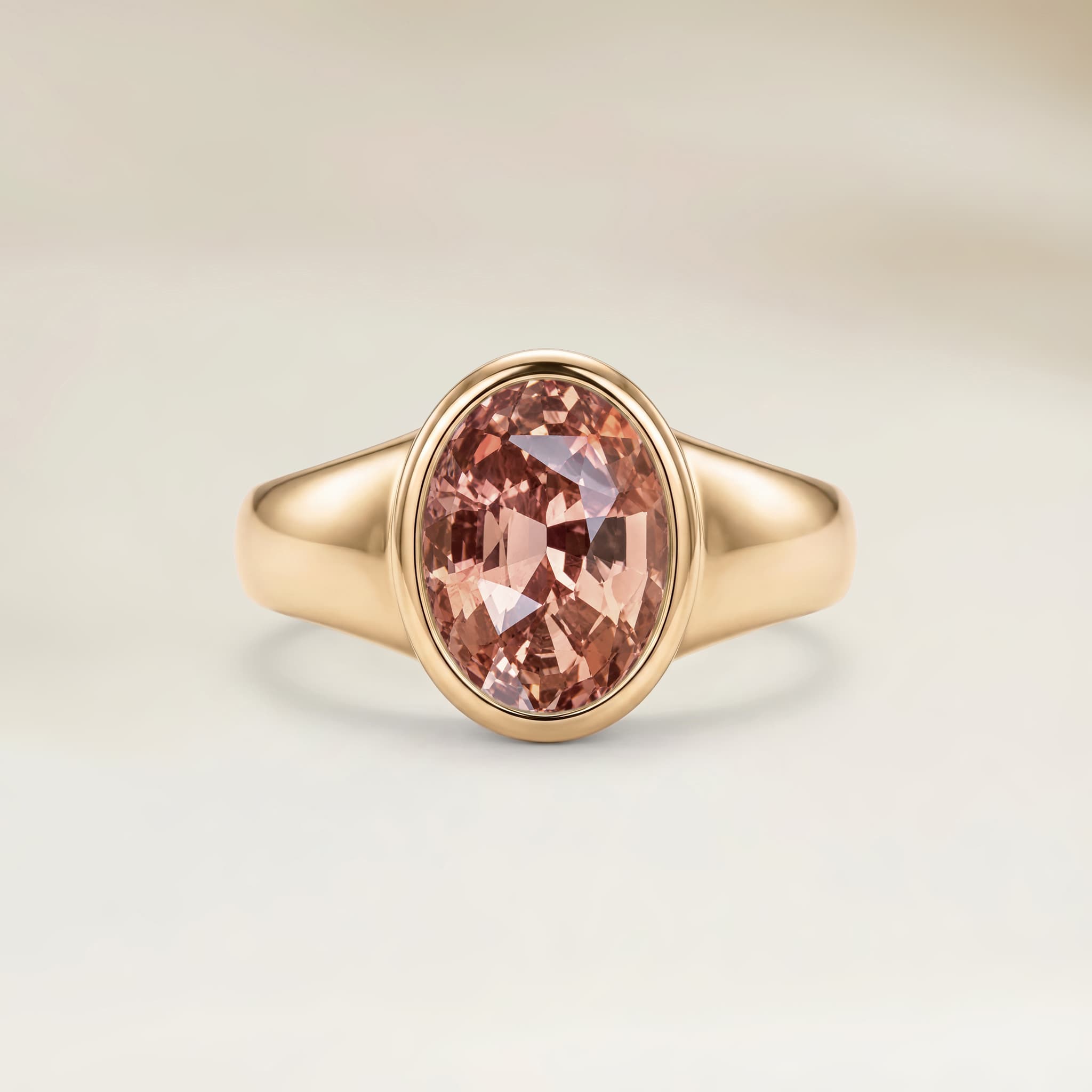 Bague Solitaire Saphir Ovale de 1,56ct
