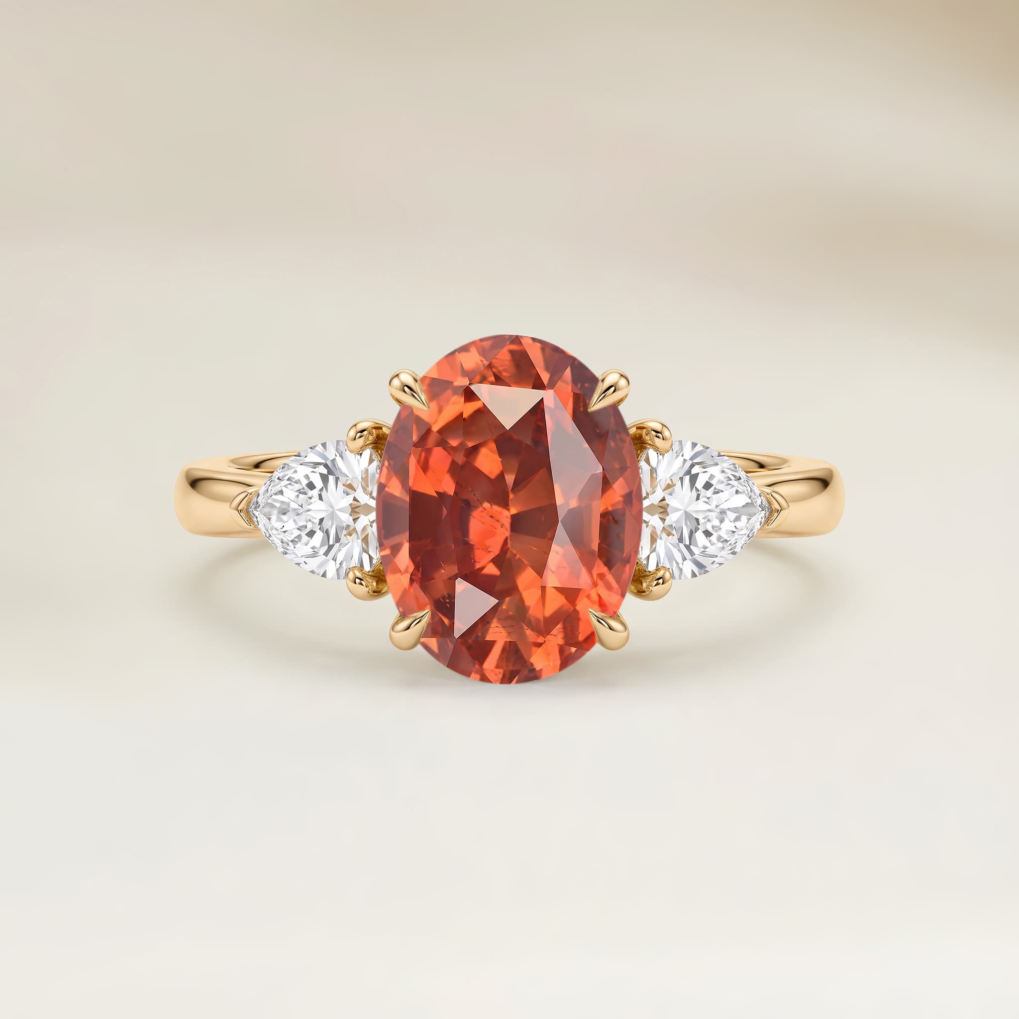 Bague Epaulé Saphir Orange Ovale de 1,60ct — Or Jaune 18k - vue principale