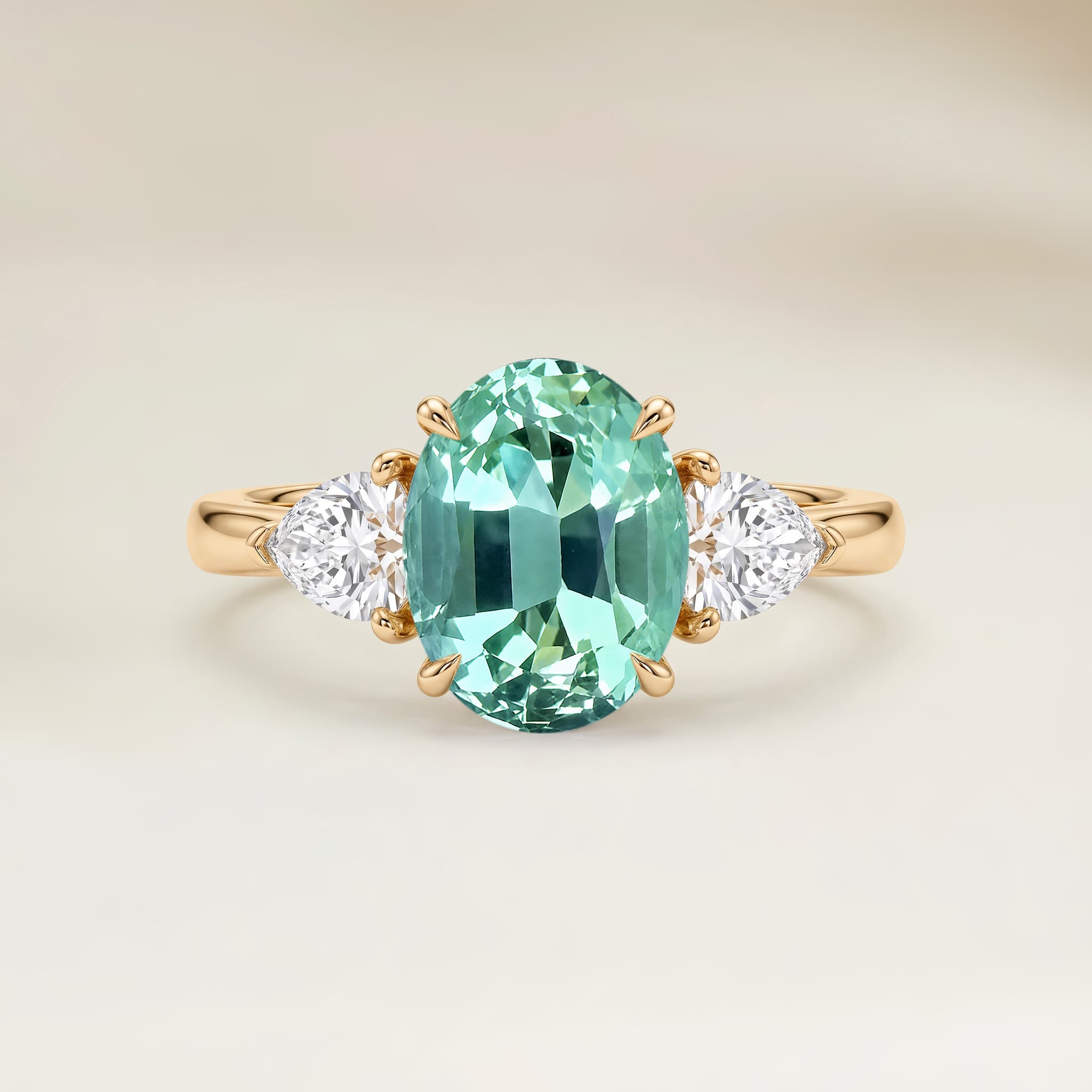Bague Epaulé Tourmaline Verte Ovale de 1,02ct
