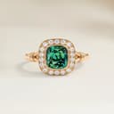 Bague Art Deco Saphir Vert Coussin de 1,20ct